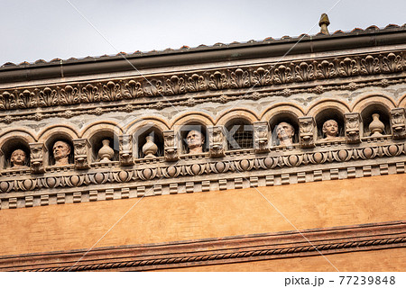 Palazzo Isolani - Ancient palace in Bologna downtown Italy Palazzo Isolani - Ancient palace in Bologna downtown Italy 77239848