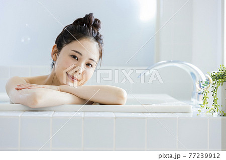 女性 ビューティー バスタイム 女性 ビューティー バスタイム 77239912