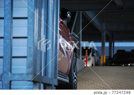 立体駐車場 77247298