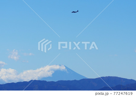 富士山とC-130ハーキュリーズ 富士山とC-130ハーキュリーズ 77247619