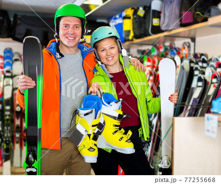Customers are satisfied of their choice of ski 77255668