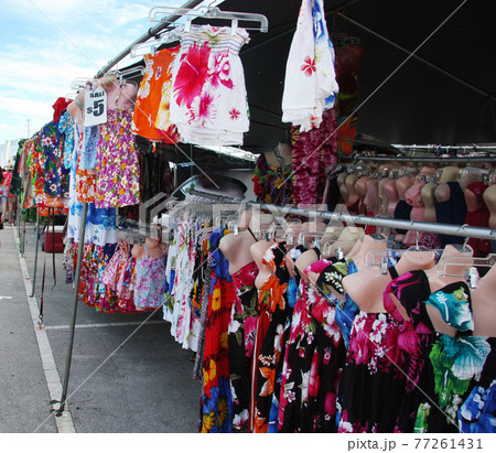 グアム デデド朝市 77261431