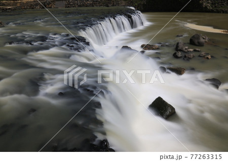 川 河 波 77263315