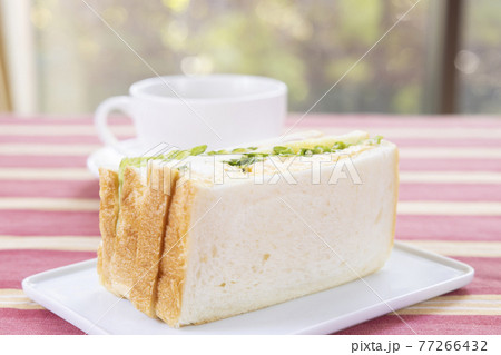 おいしいサンドウィッチ 77266432