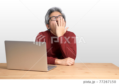 Senior Asian Man Senior Asian Man 77267150