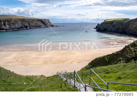 The stairs down to the Silver Strand in County Donegal - Ireland The stairs down to the Silver Strand in County Donegal - Ireland 77270005