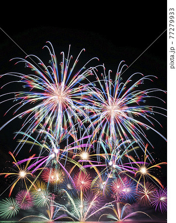 【夏イメージ】花火大会 77279933