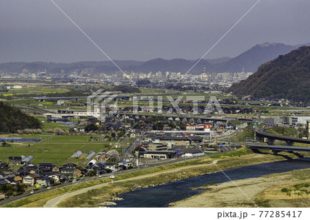 河原城 千代川沿いに鳥取市街地を望む 鳥取県鳥取市 河原城 千代川沿いに鳥取市街地を望む 鳥取県鳥取市 77285417