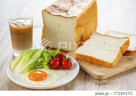 食パン　朝食　モーニング 77285553