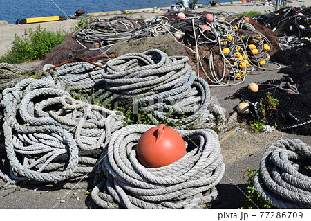 漁師の漁具 77286709