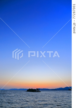 【島根県】嫁ヶ島の残照（宍道湖十景） 77287001