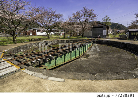 若桜駅　転車台　鳥取県八頭郡若桜町 77288391