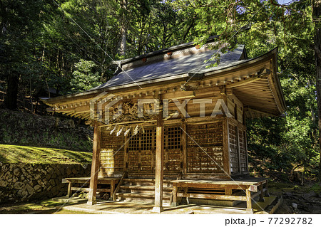 若桜宿　若桜神社　神楽殿　鳥取県八頭郡若桜町 77292782