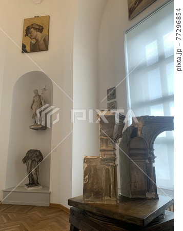 一つ一つの歴史が今を作っている 77296854