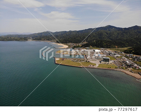 福井県おおい町　道の駅　うみんぴあ大飯 77297617