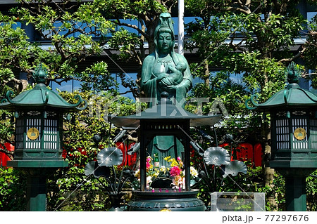 豊川稲荷(東京別院)の子宝観世音菩薩 豊川稲荷(東京別院)の子宝観世音菩薩 77297676