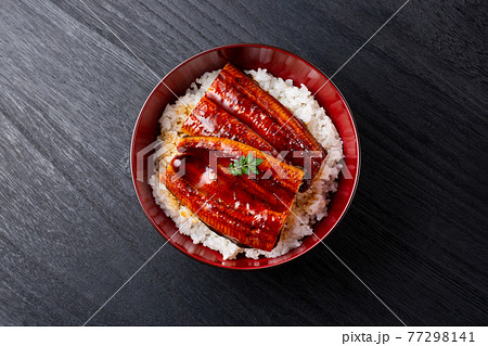 うな丼、俯瞰 77298141