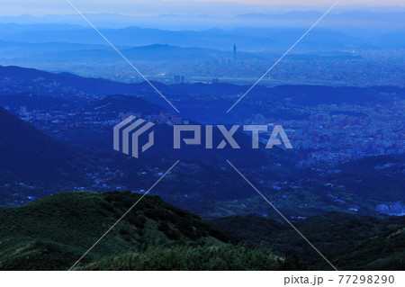 台湾 朝霞 朝靄 77298290