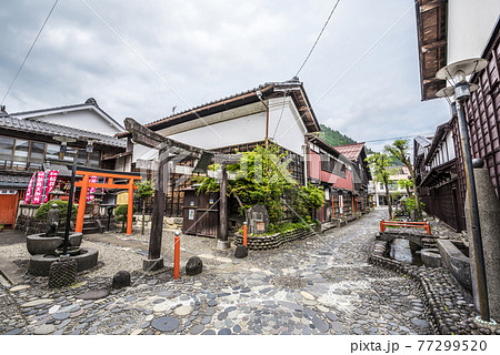 《岐阜県》郡上八幡の街並み 《岐阜県》郡上八幡の街並み 77299520