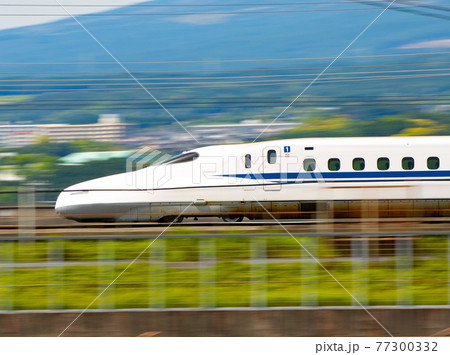 東海道新幹線の流し撮り 東海道新幹線の流し撮り 77300332