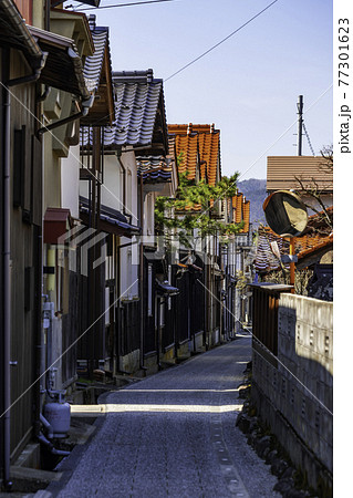 若桜宿 蔵通り 白壁土蔵群 鳥取県八頭郡若桜町 若桜宿 蔵通り 白壁土蔵群 鳥取県八頭郡若桜町 77301623