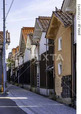 若桜宿　蔵通り　白壁土蔵群　鳥取県八頭郡若桜町 77301641