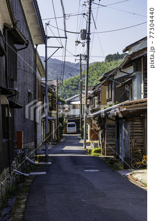 智頭の街並み　鳥取県八頭郡智頭町 77304440