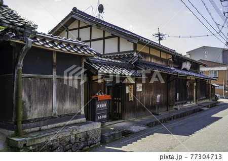 智頭宿　塩屋出店　鳥取県八頭郡智頭町 77304713