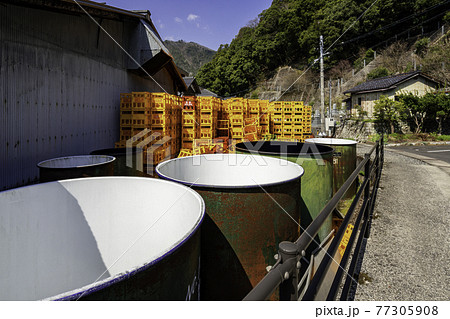 智頭宿　諏訪酒造　鳥取県八頭郡智頭町 77305908