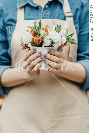 Small business, flower shop, decor studio and outdoor work Small business, flower shop, decor studio and outdoor work 77307447