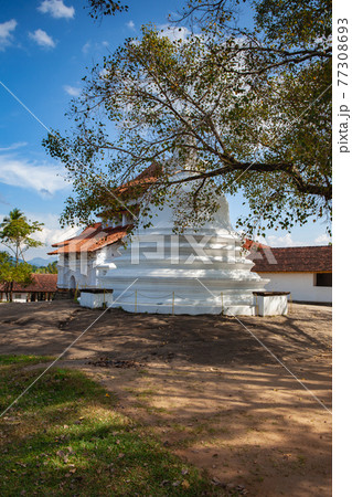 Lankatilaka Vihara is an ancient Buddhist temple situated in Udunuwara of Kandy, Sri Lanka Lankatilaka Vihara is an ancient Buddhist temple situated in Udunuwara of Kandy, Sri Lanka 77308693