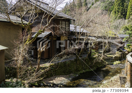 智頭宿　板井原集落　鳥取県八頭郡智頭町 77309394