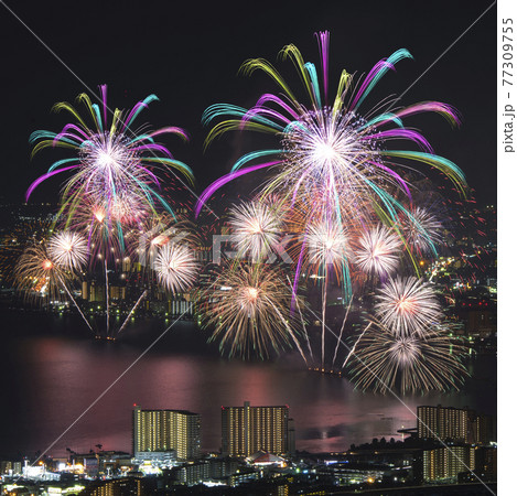 滋賀県大津市 びわ湖大花火大会の写真素材