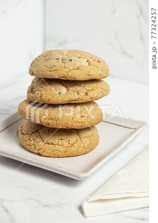 White Chocolate and Sprinkle Cookies 77324257