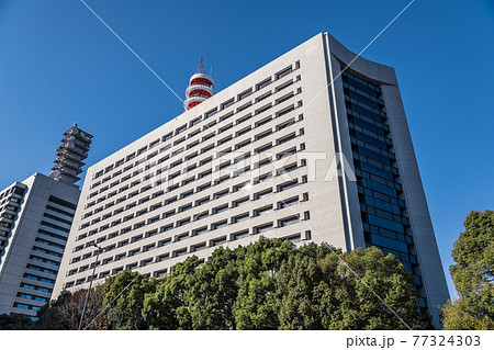 【冬の警視庁本部庁舎】 【冬の警視庁本部庁舎】 77324303