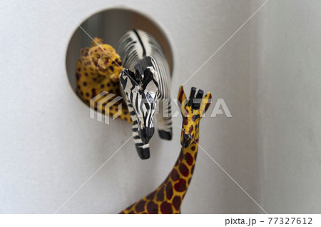 マサイ族の木工細工 マサイ族の木工細工 77327612