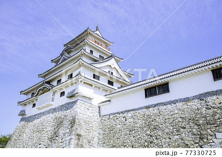 佐賀県唐津市の美しい唐津城 佐賀県唐津市の美しい唐津城 77330725