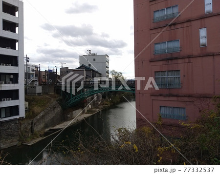 飯坂温泉の旅館と十綱橋 飯坂温泉の旅館と十綱橋 77332537