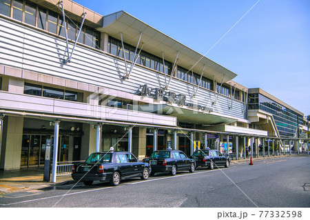 日本の小田原都市景観 小田原駅などを望む 日本の小田原都市景観 小田原駅などを望む 77332598