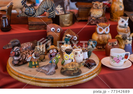 Vintage colorful clay figuresof birds and animals in the vintage market 77342689