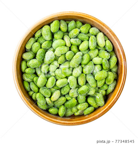 frozen Edamame soybeans in round bowl cutout 77348545