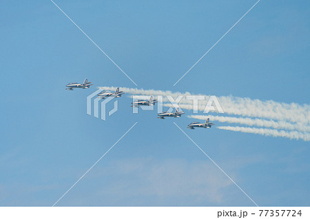 イタリア空軍アクロバットチーム フレッチェ トリコローリ エシュロン隊形の写真素材