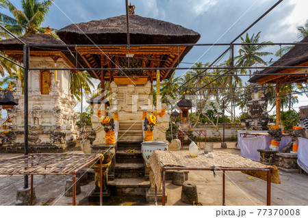 Small Hindu Temple, Nusa penida island, Bali Indonesia 77370008