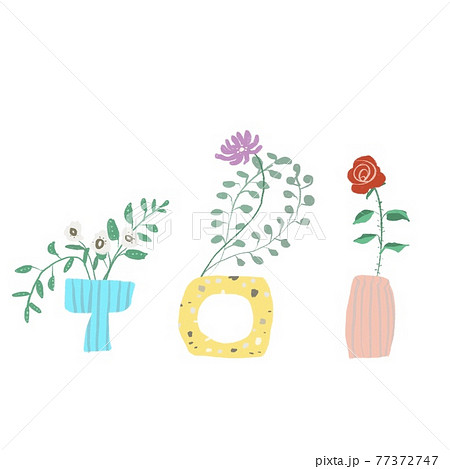 花瓶（フラワーベース）に生けた花 77372747