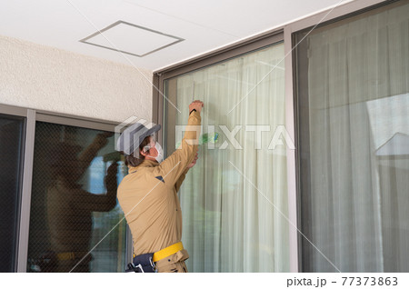 専門業者によるガラスクリーニング 77373863