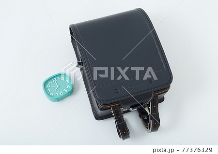 ランドセルと時計 ランドセルと時計 77376329