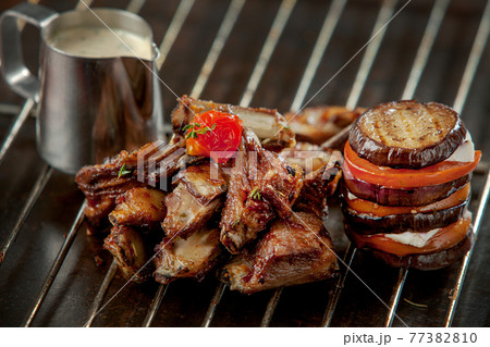 freshly grilled ribs 77382810