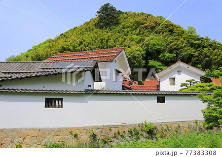 【島根県】晴天下の熊谷家住宅（石見銀山） 77383308