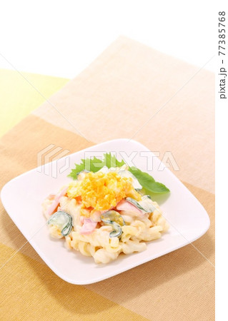 フジッリ　サラダパスタ　パスタサラダ　小皿 77385768