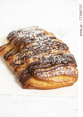 Chocolate Croissant Chocolate Croissant 77386737